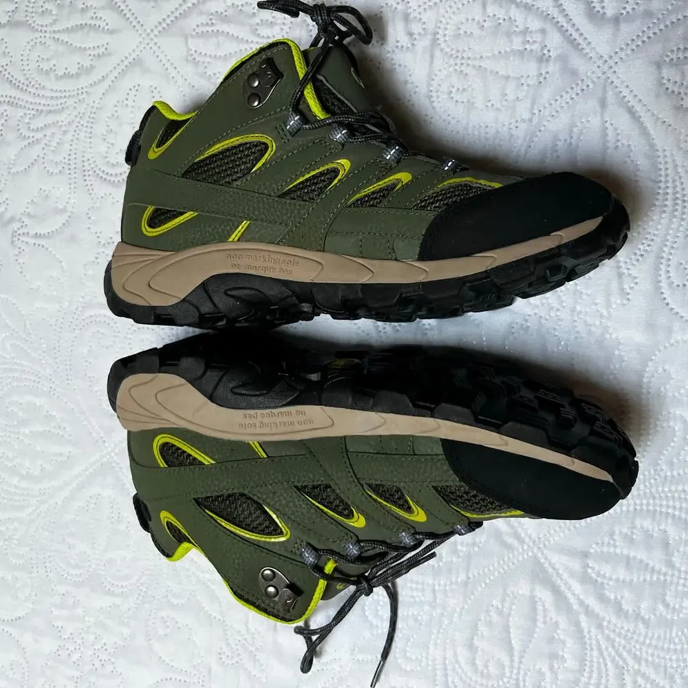 Merrell new without